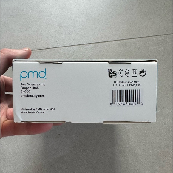 PMD Personal Microderm - Picture 4 of 6